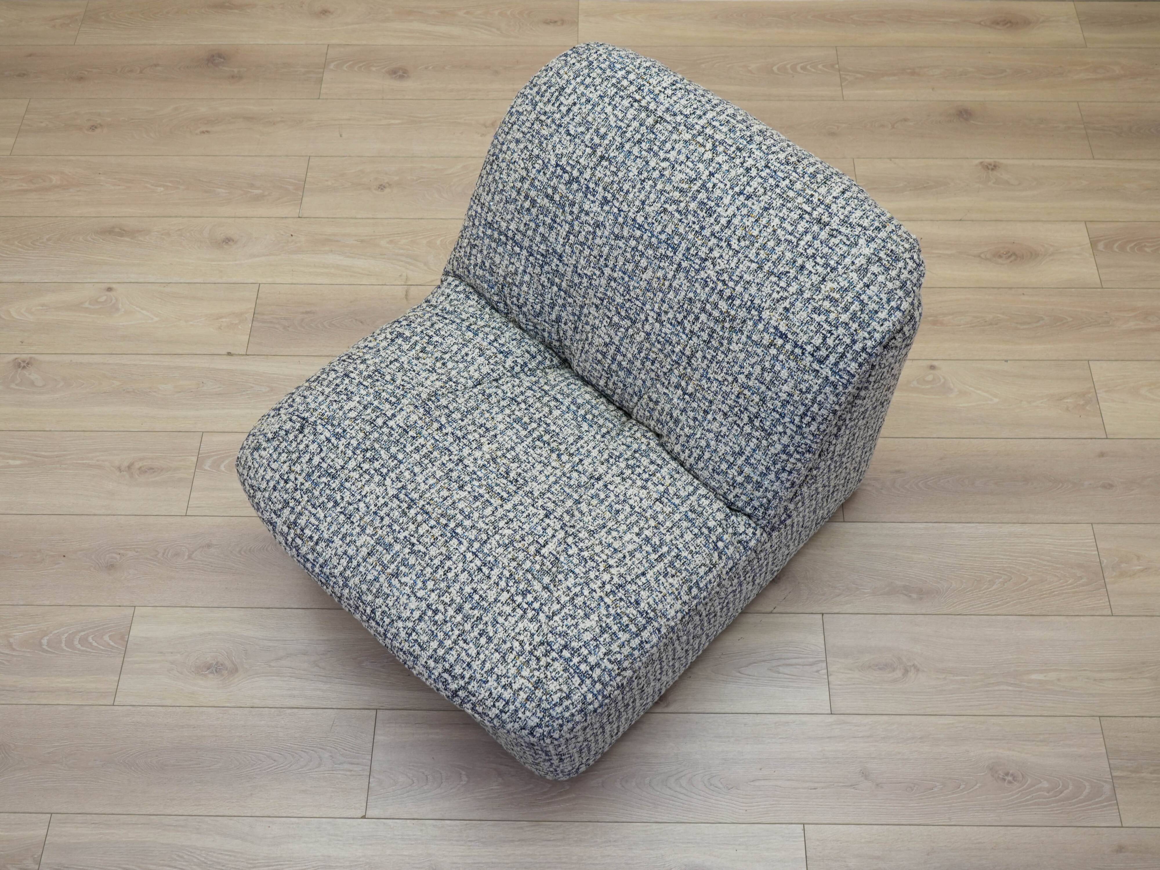 Fauteuil, design italien, années 1970, fabriqué en Italie