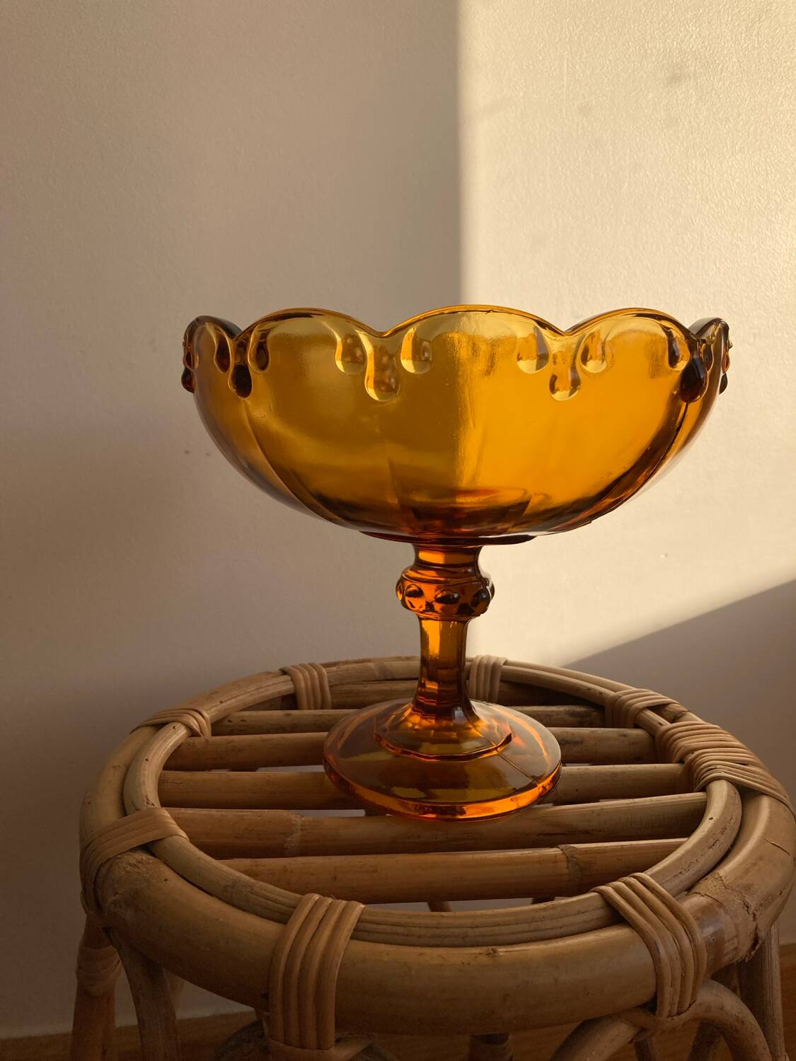 Amber glass fruit bowl