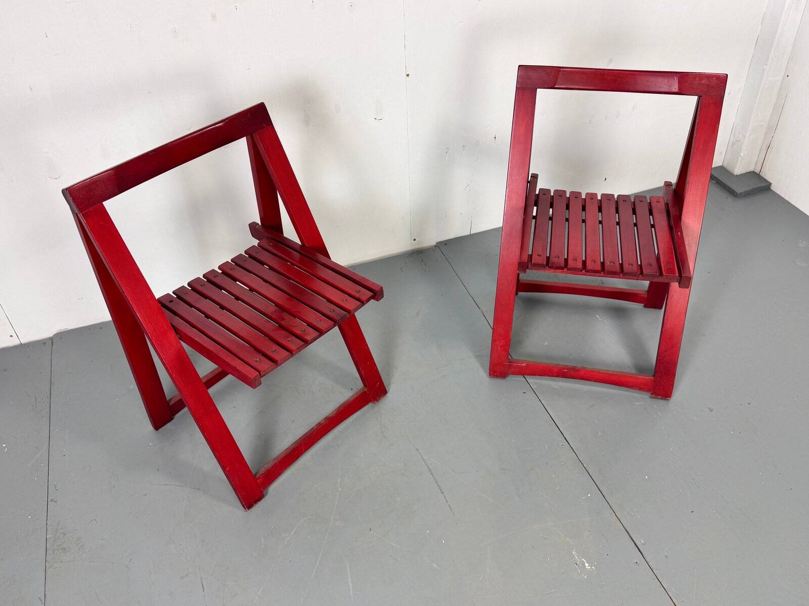 Mid-century Italian red foldable chairs by Aldo Jacober for Bazzani, 1960s, set of 2
