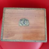Brass décor and entourage wooden box