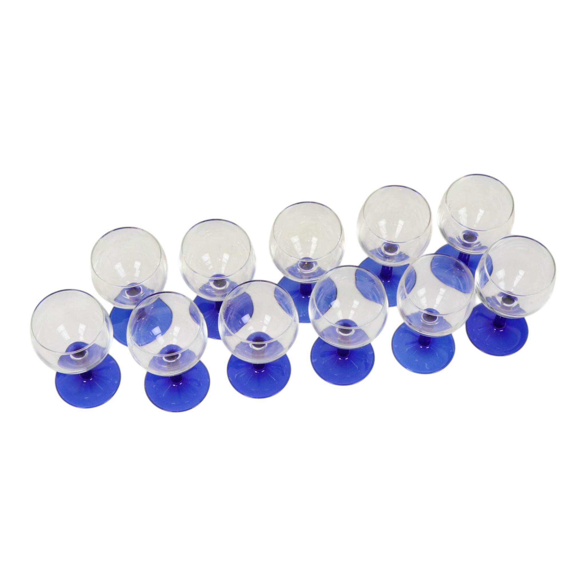 Set of Arcoroc Wine Glasses Cobalt Blue Base France 1980s
