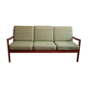 Teck sofa by ole Wanscher