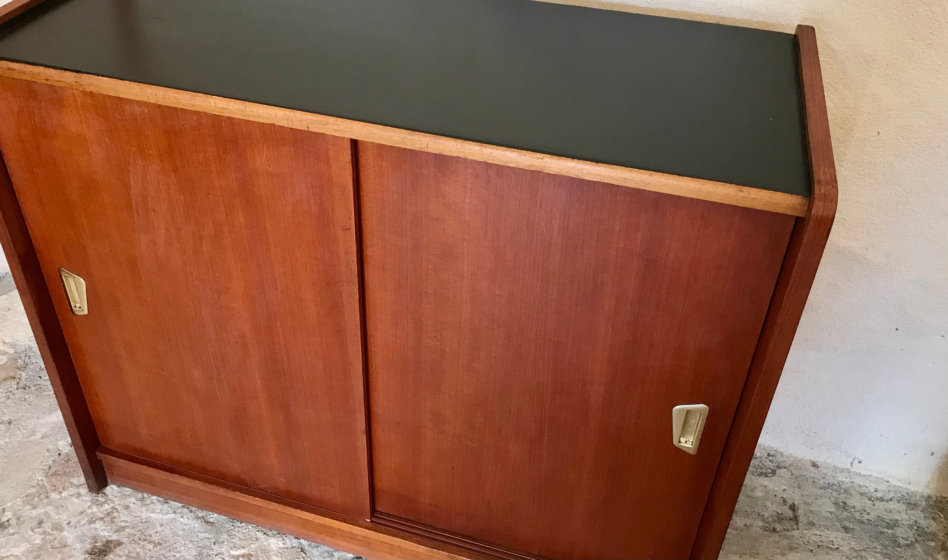 Meuble de rangement  vintage portes coulissantes