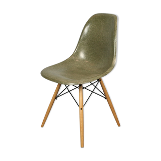 Green forest fiberglass Herman Miller vintage Eames dsw chair