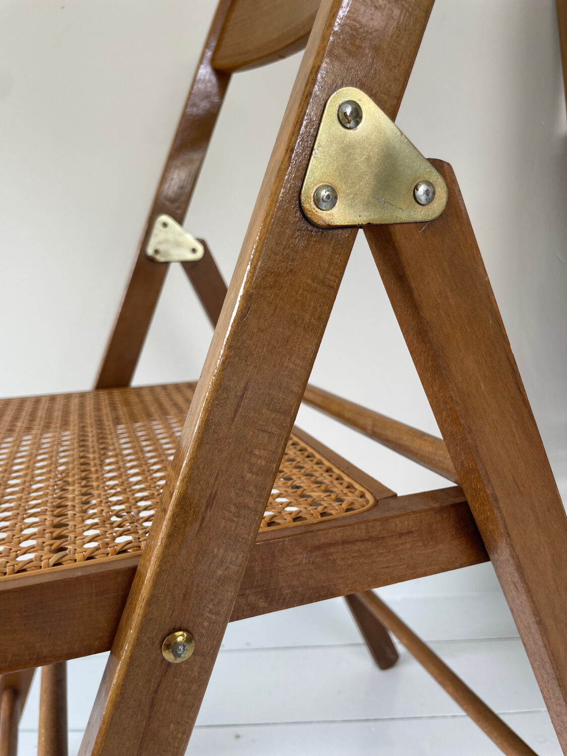 Folding canning chairs