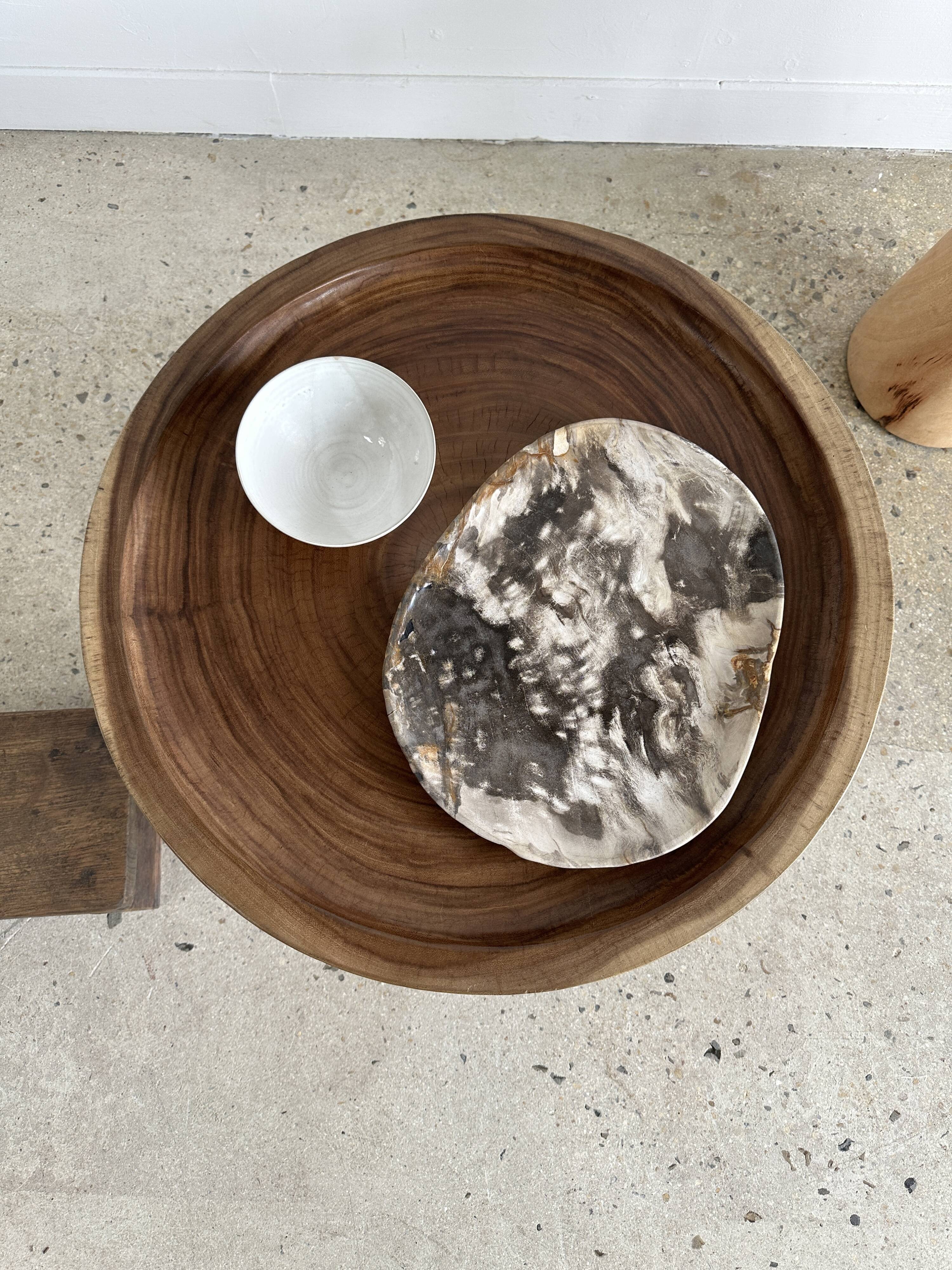 Coffee table, quadripod suar coffee table