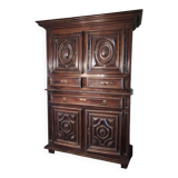 Louis XIII dresser