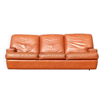 Canapé "space age". Cuir fauve. Circa 1970