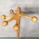 Door coats on foot 5 patères orientable wooden balls