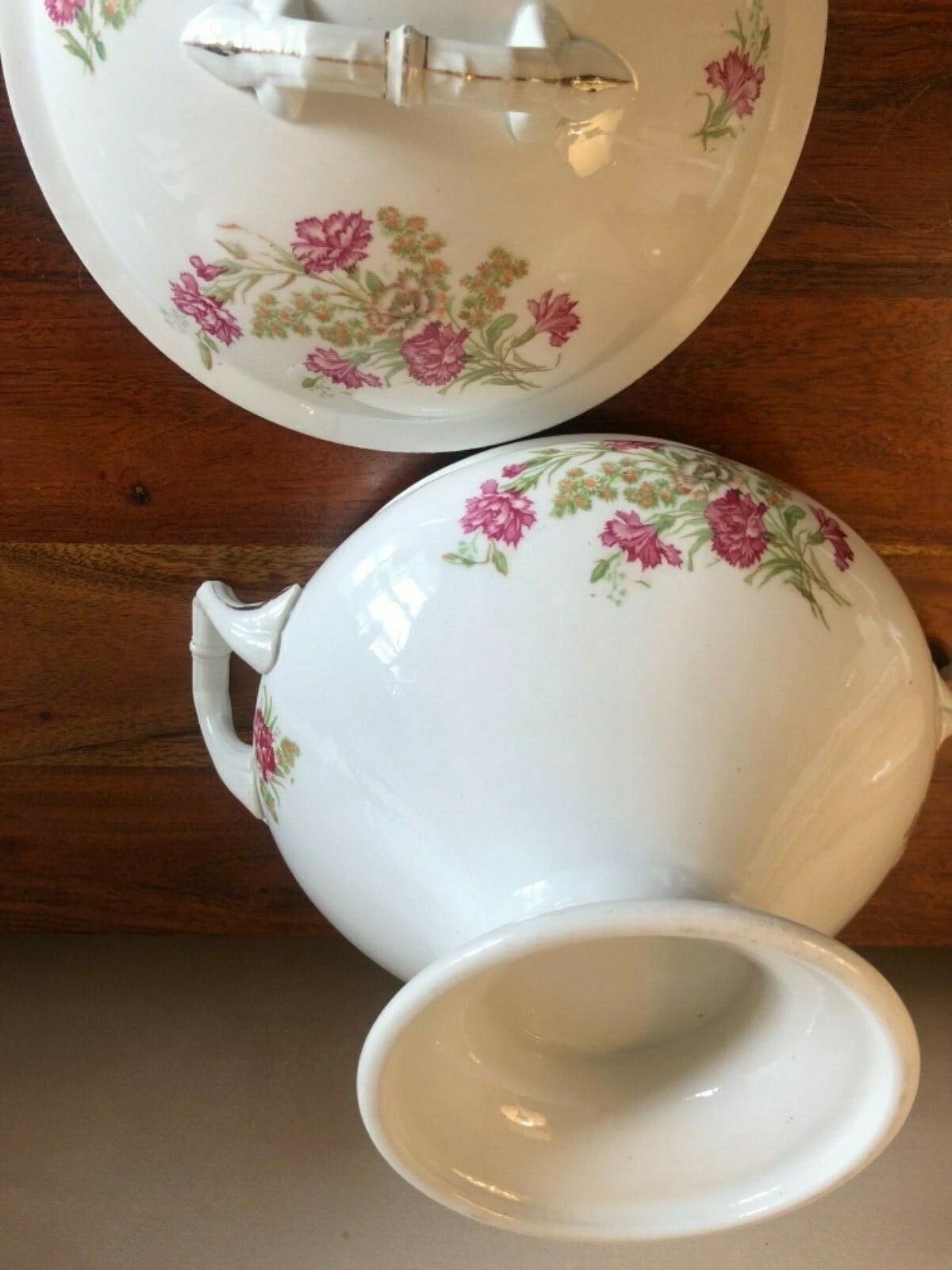 Soupière in round earthenware décor flowers