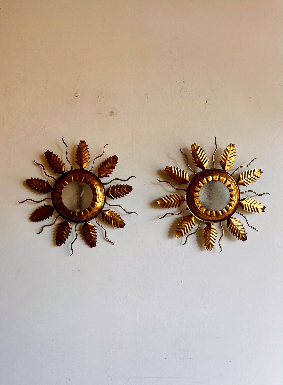 Mid Century Sunburst Wall scone Ceiling light