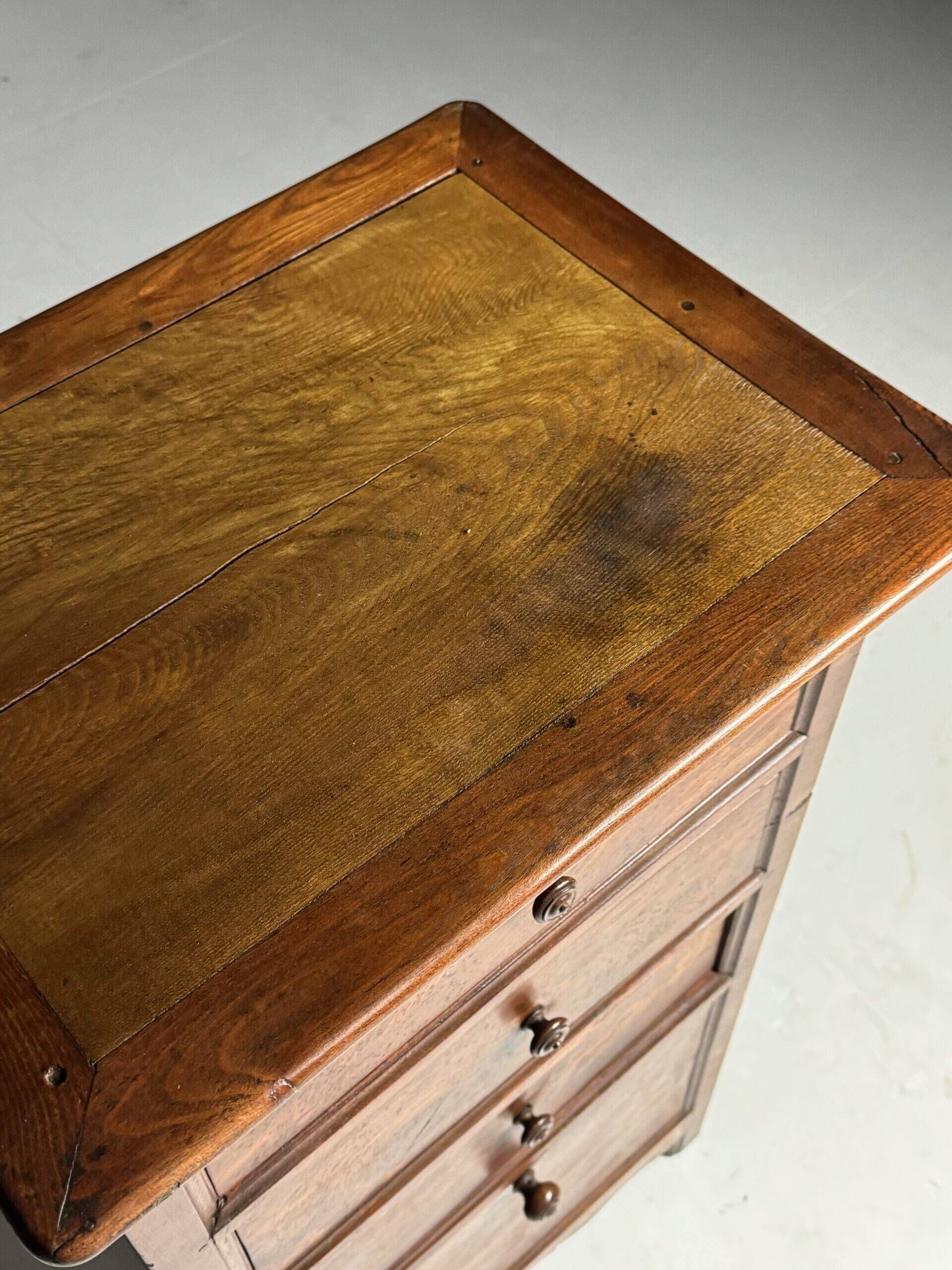 Country antique chest of drawers