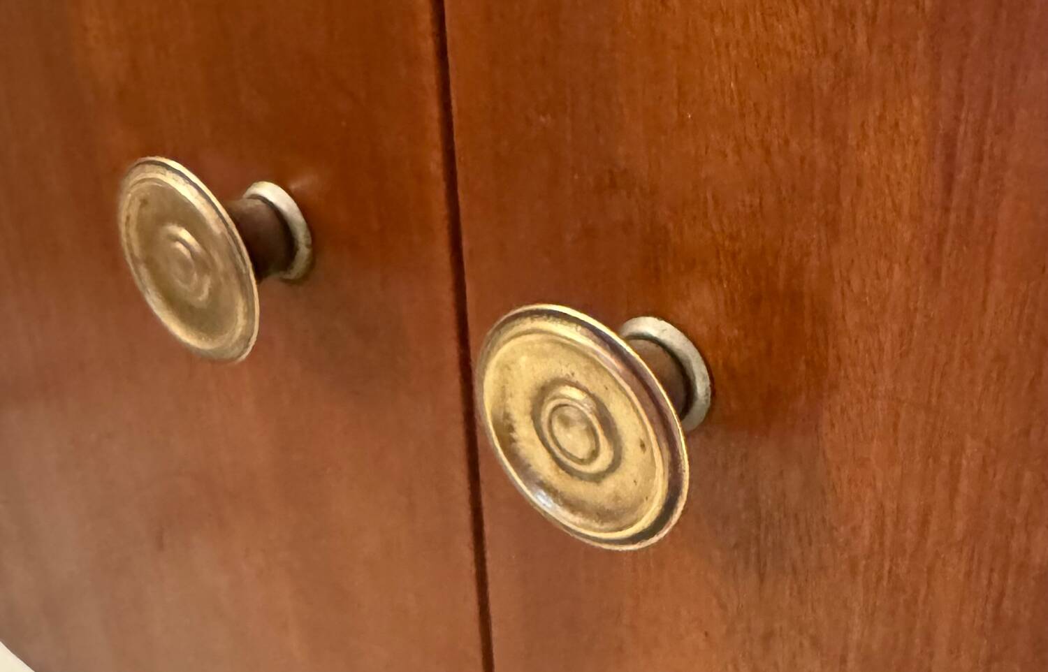 Vintage sideboard with compass feet