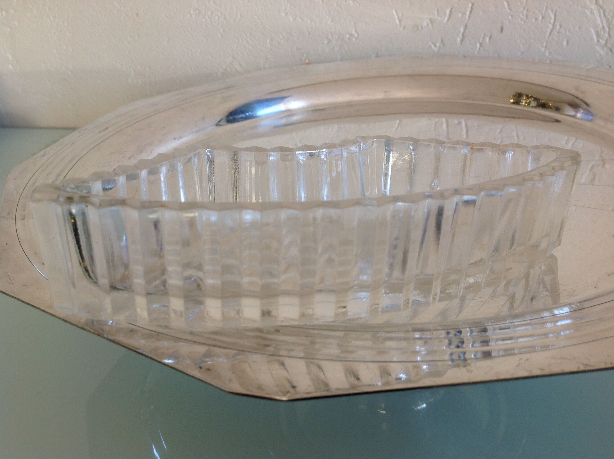 Servant of table on foot shower in silver metal art deco style