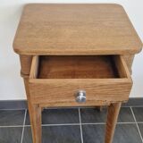 Table d'appoint chêne années 40