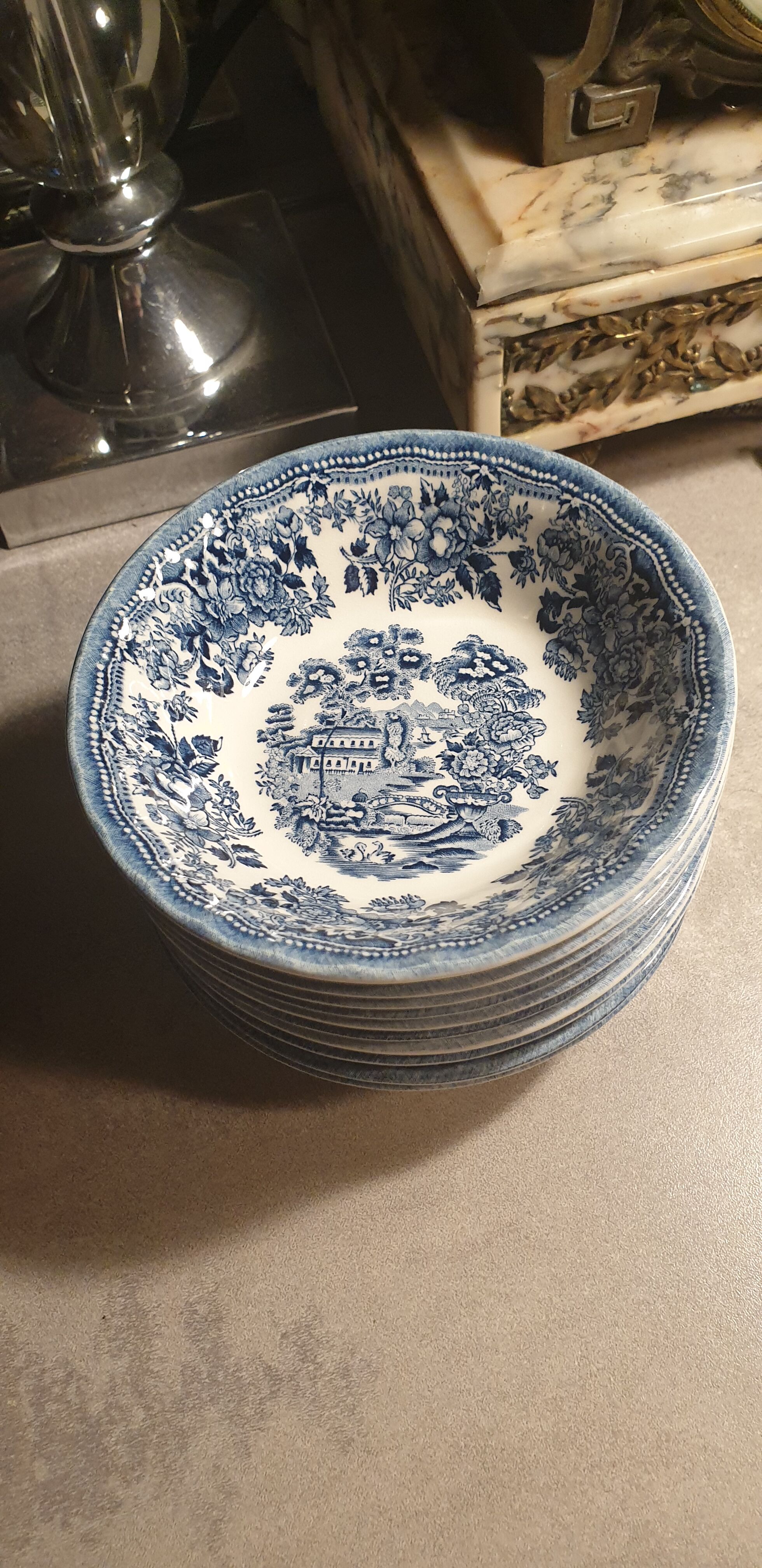 Ramekins 10 pieces Porcelain Churchill the Georgian collection :16cm ○