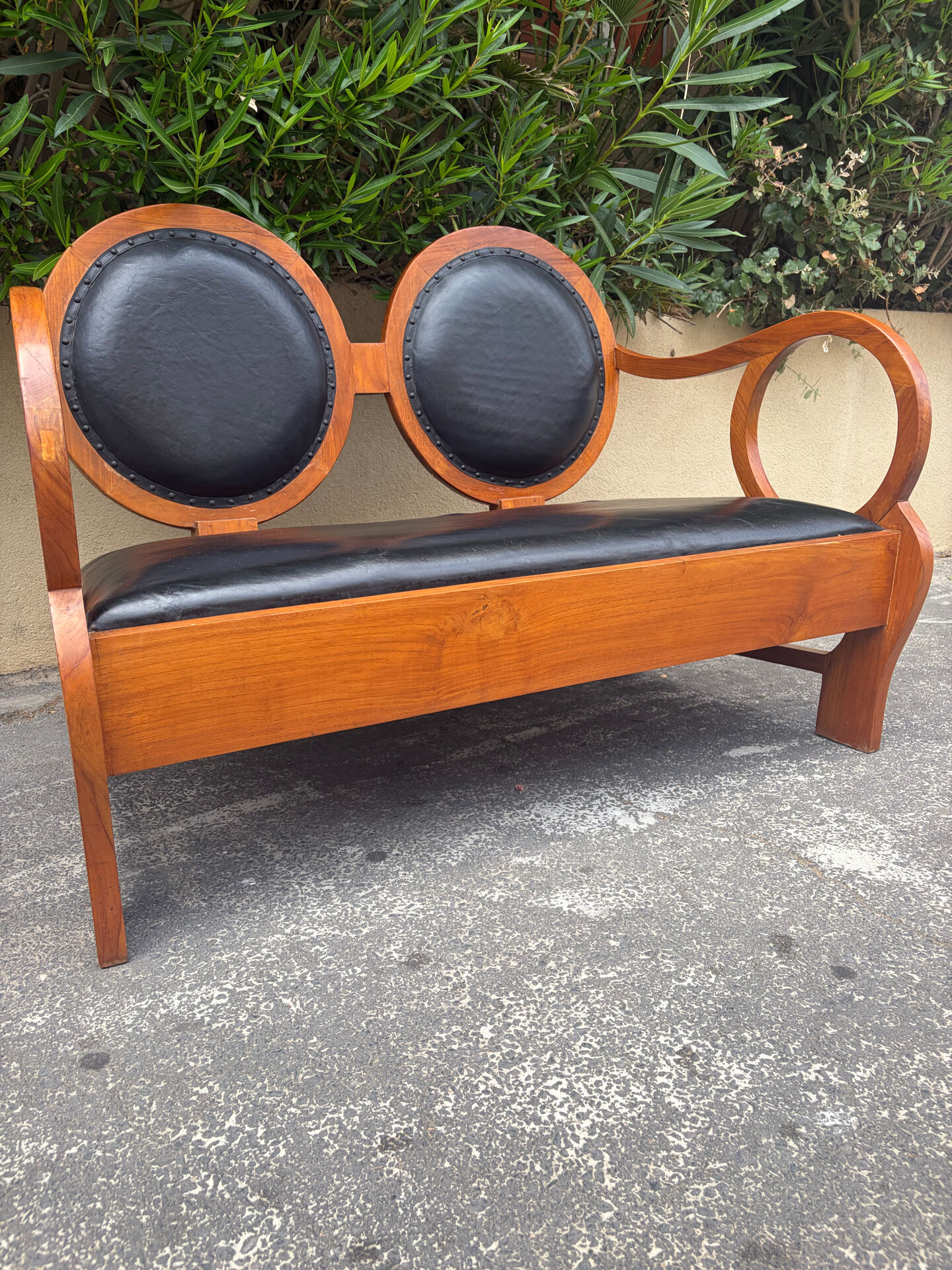 original Hungarian Art Deco bench in walnut by Lajos Kozma