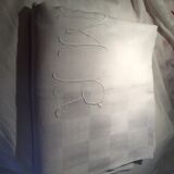 Nappe monogrammée