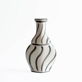 Ceramic Vase 'Morandi Vase - Black'