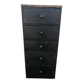 Drawer cabinet