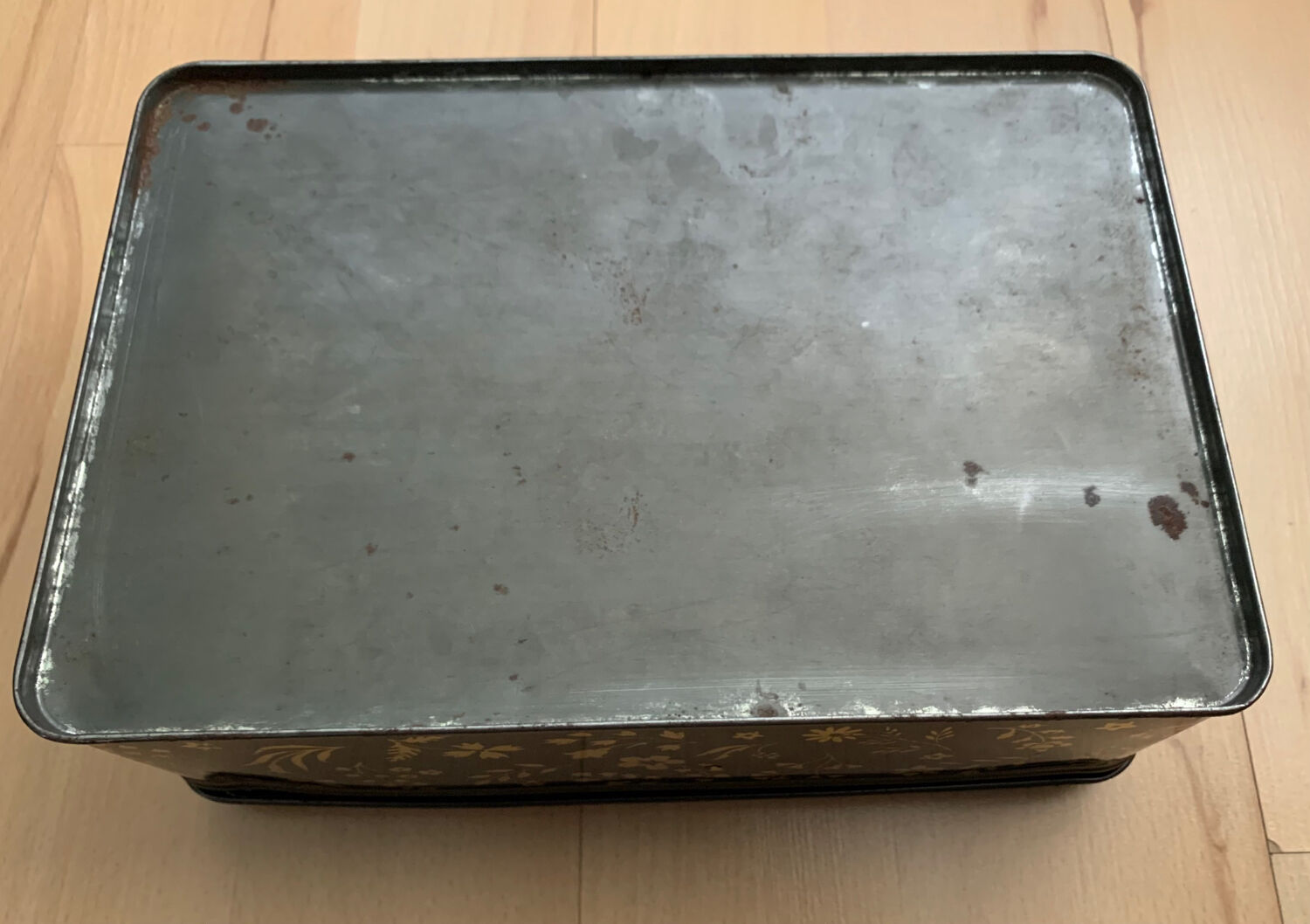 Metal box / sheet metal vintage 60's