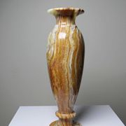 A pair of vintage baluster vases in green striped onyx from Italy, mid-century.