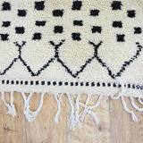 Tapis berbère beni ouarain 252 x 146 cm