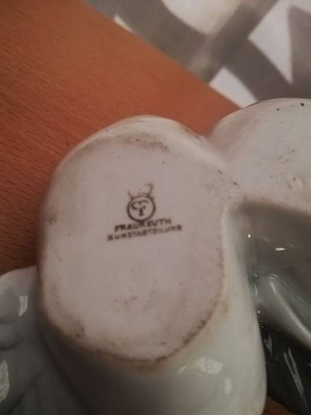 Couple of birds - Fraureuth porcelain Carl Nacke