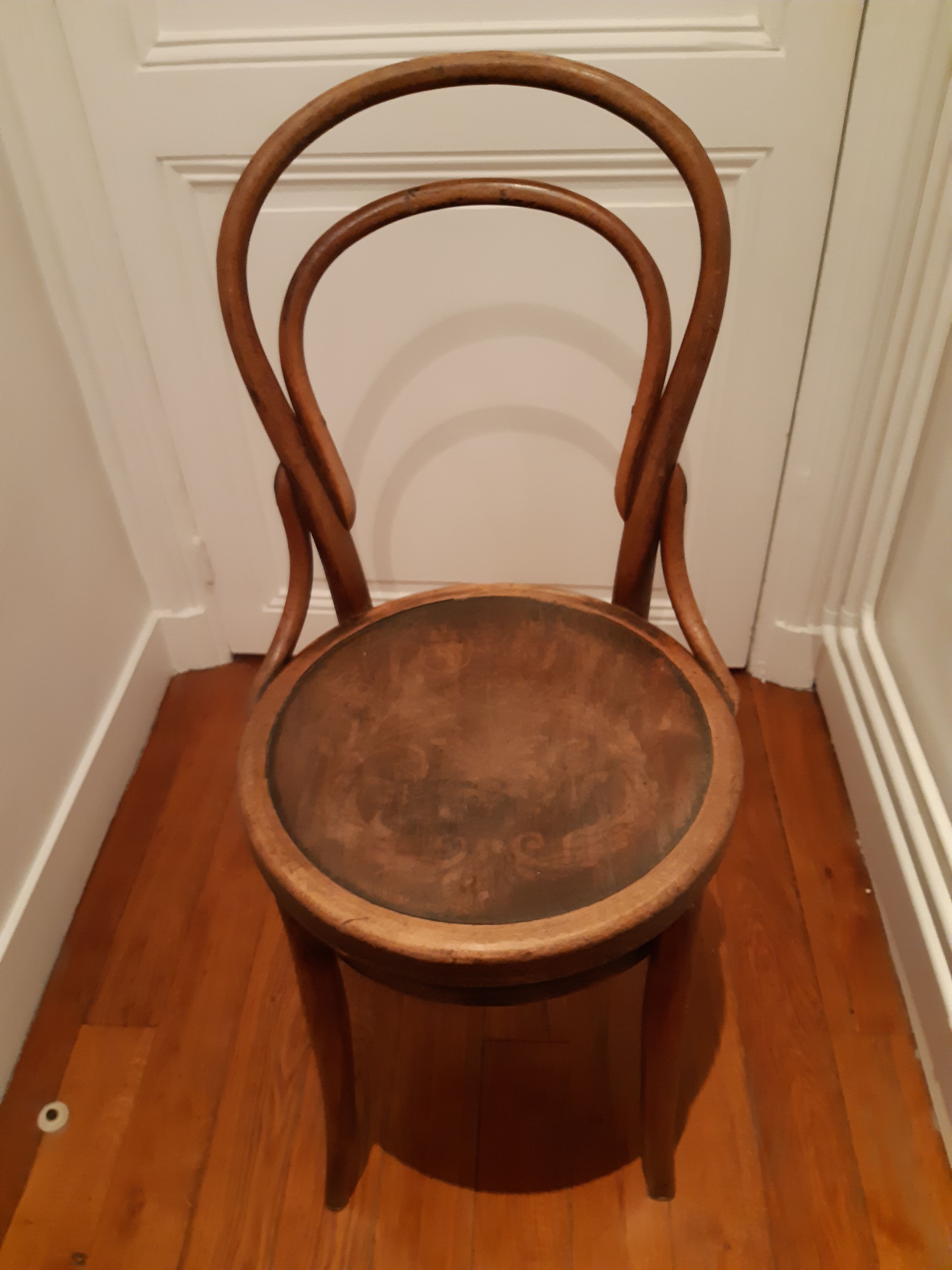 Lot of 2 bistro chairs