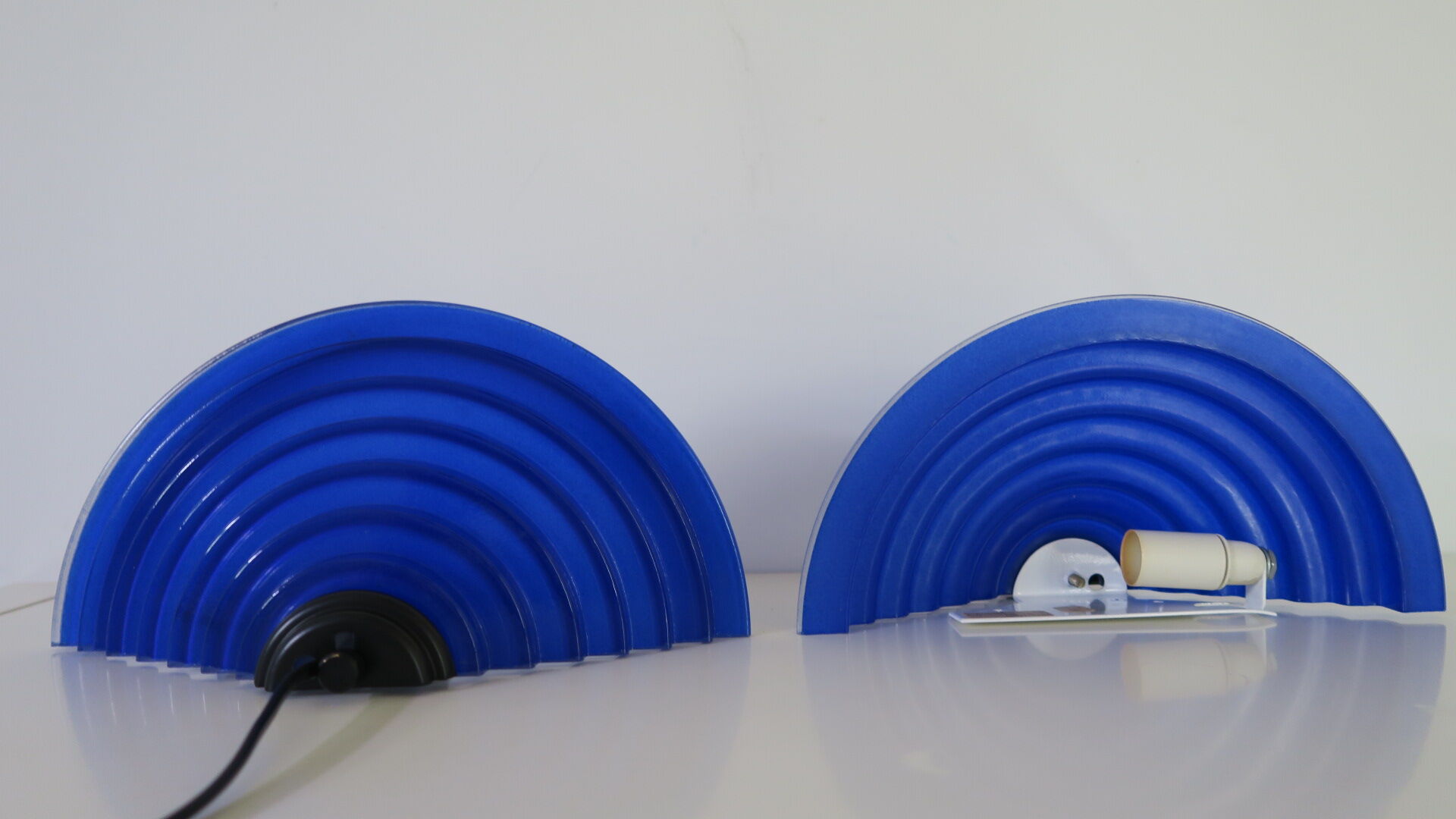 2 wall lights Belgium Massive. 80s