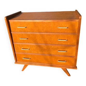 Vintage chest of drawers.