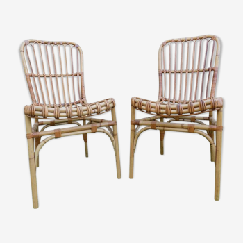 Pair of wicker chairs