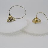 Duo of suspensions in opaline