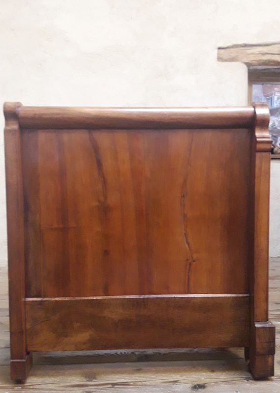 Louis philippe bed in walnut