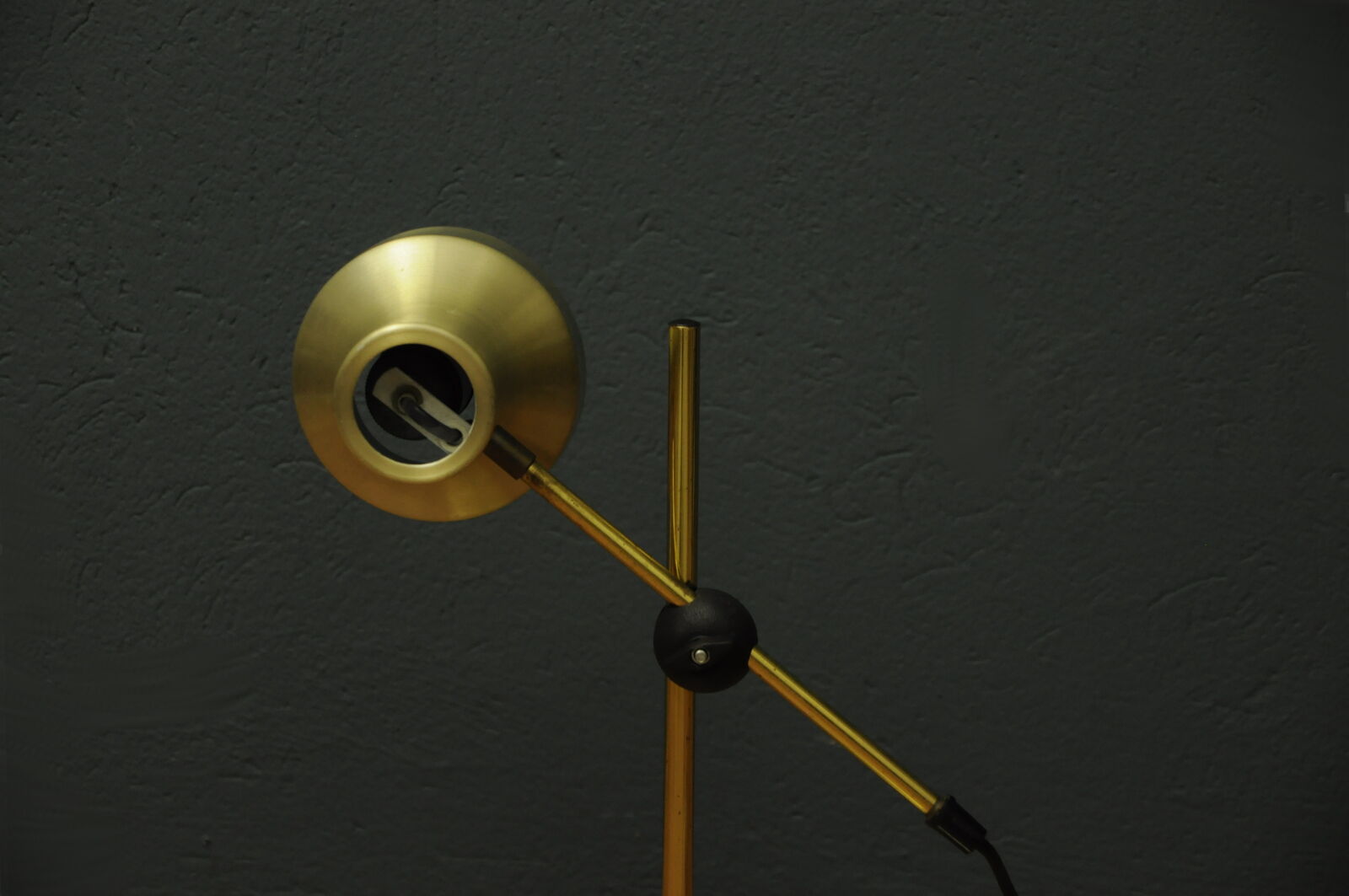 Belid desk lamp