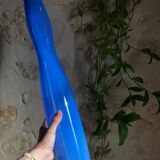 Vase en verre bleu