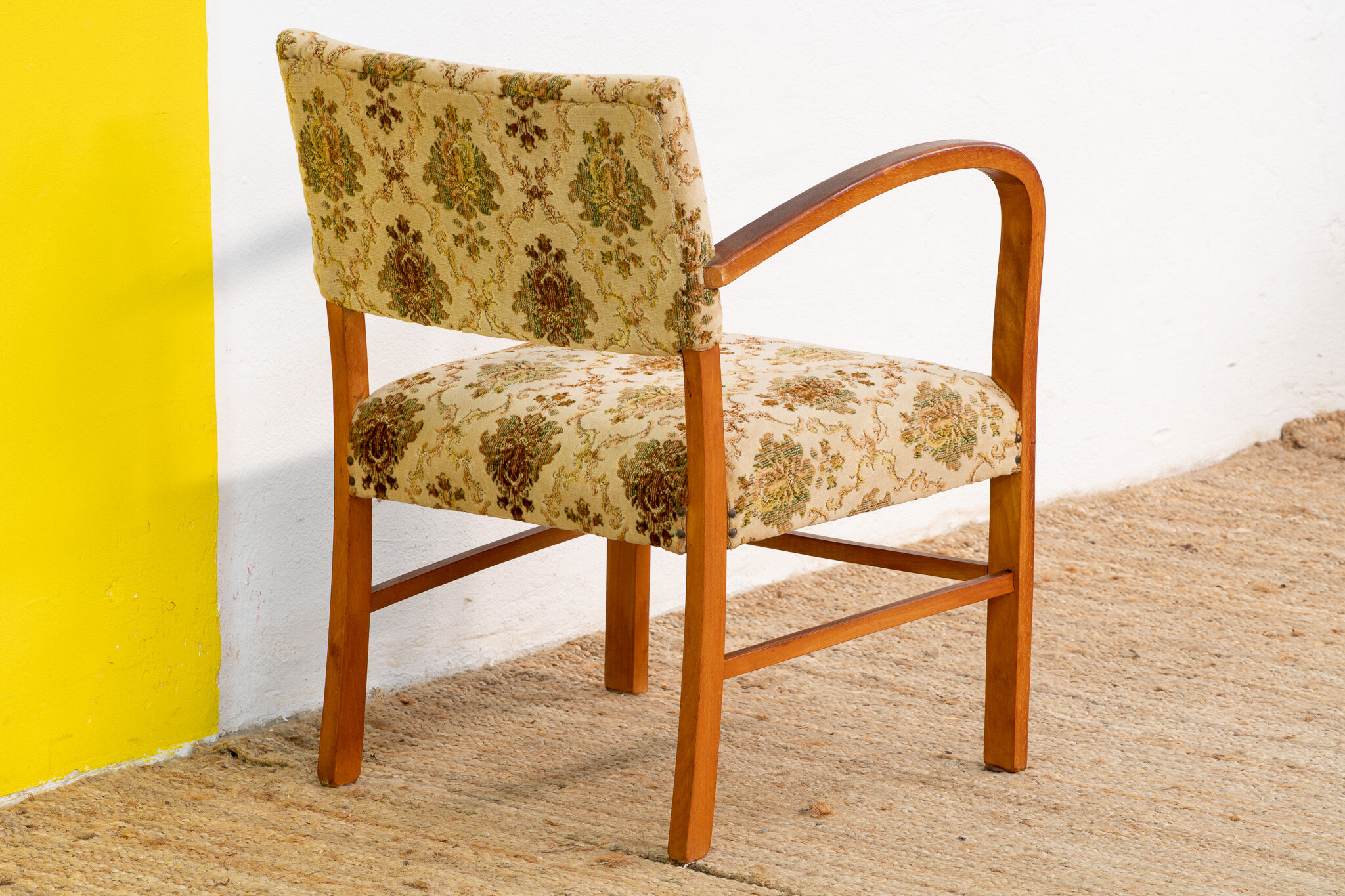 Scandinavian armchair 51.5 cm