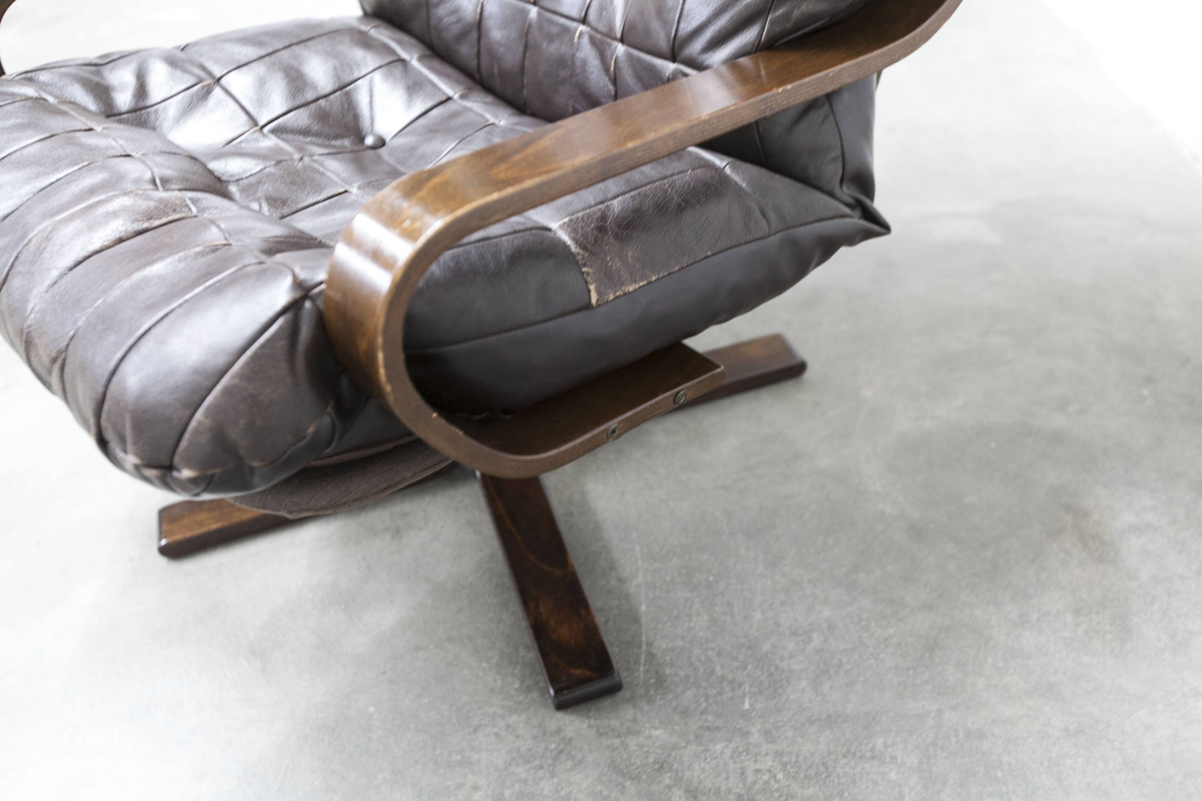 Scandinavian armchair 1970 curved laminated wood leather seat