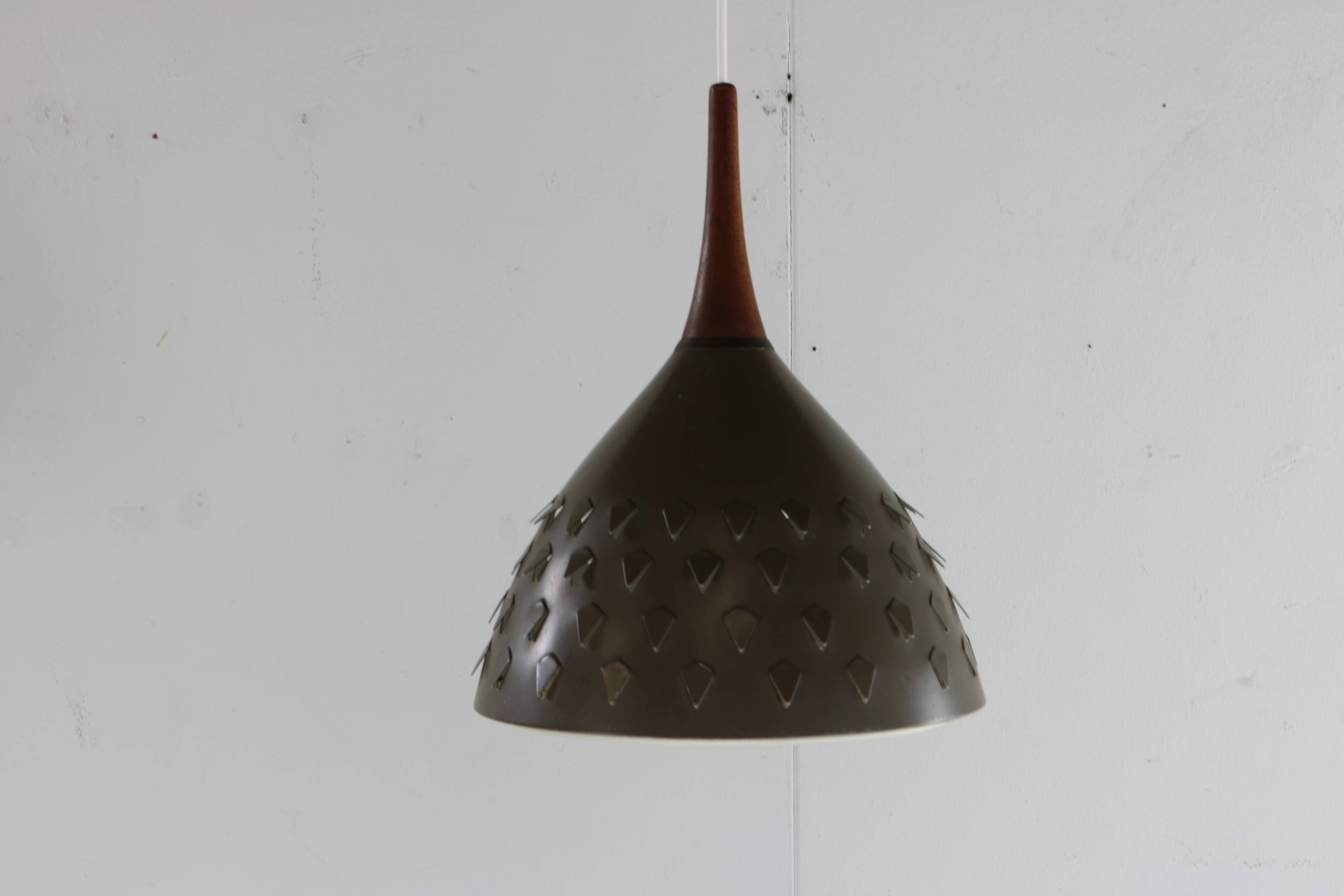 Special Philips pendant lighting