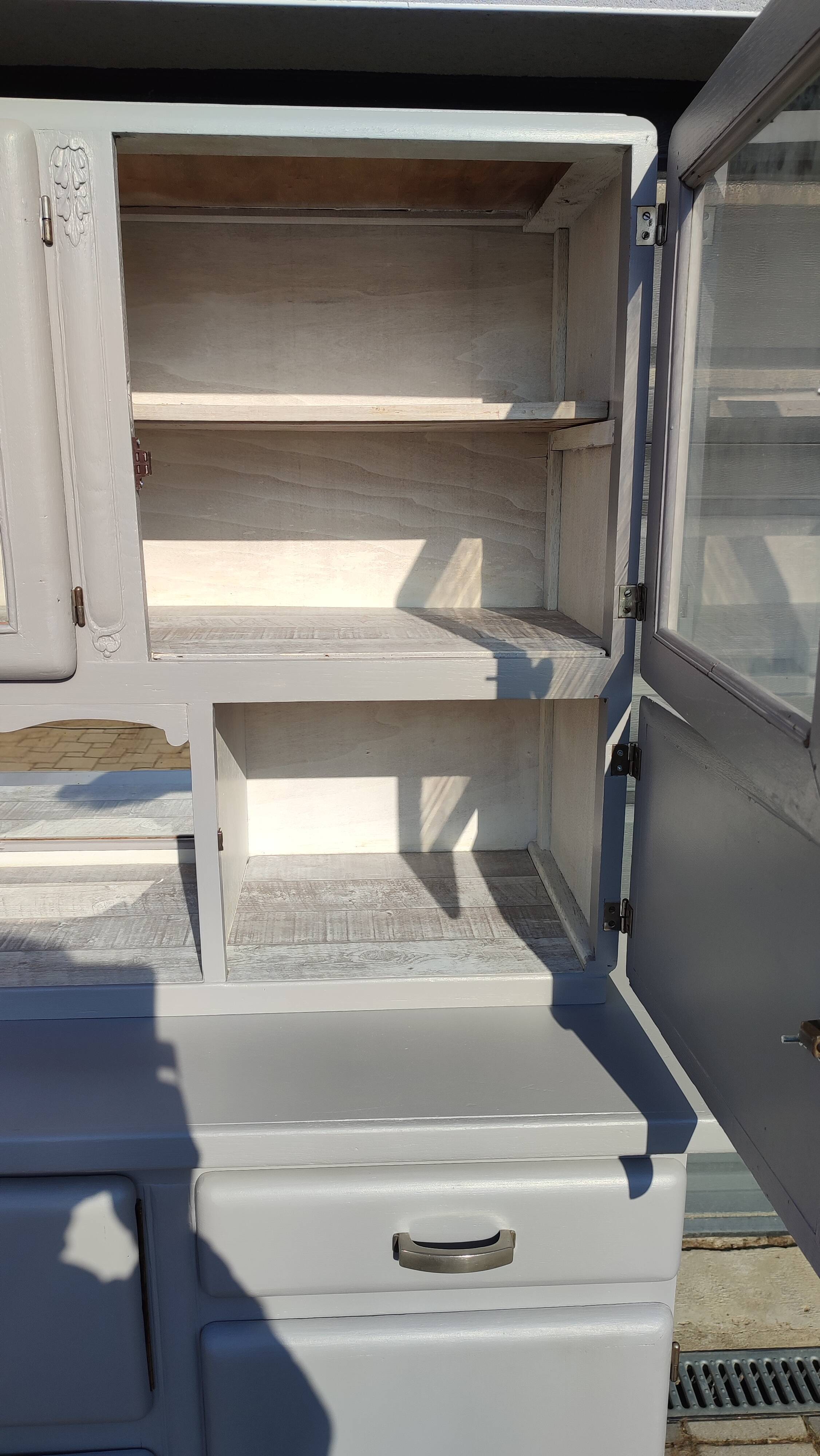 Vintage buffet year 50