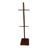 60s totem coat rack