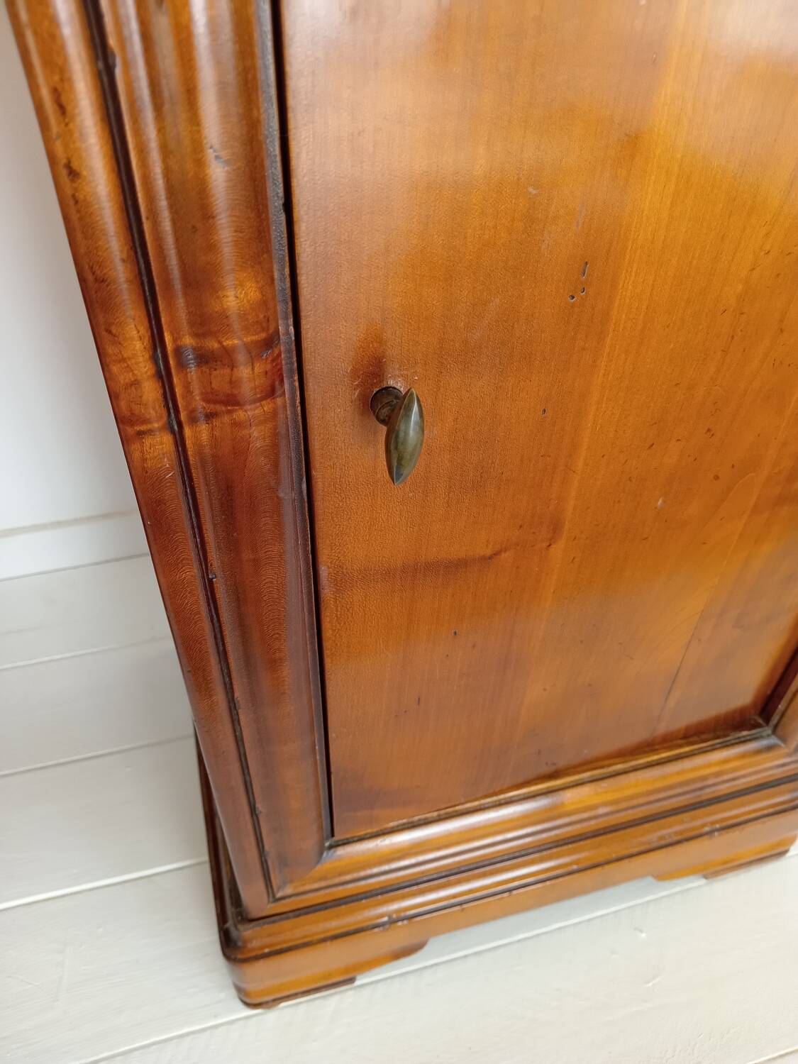 Pair of bedside tables