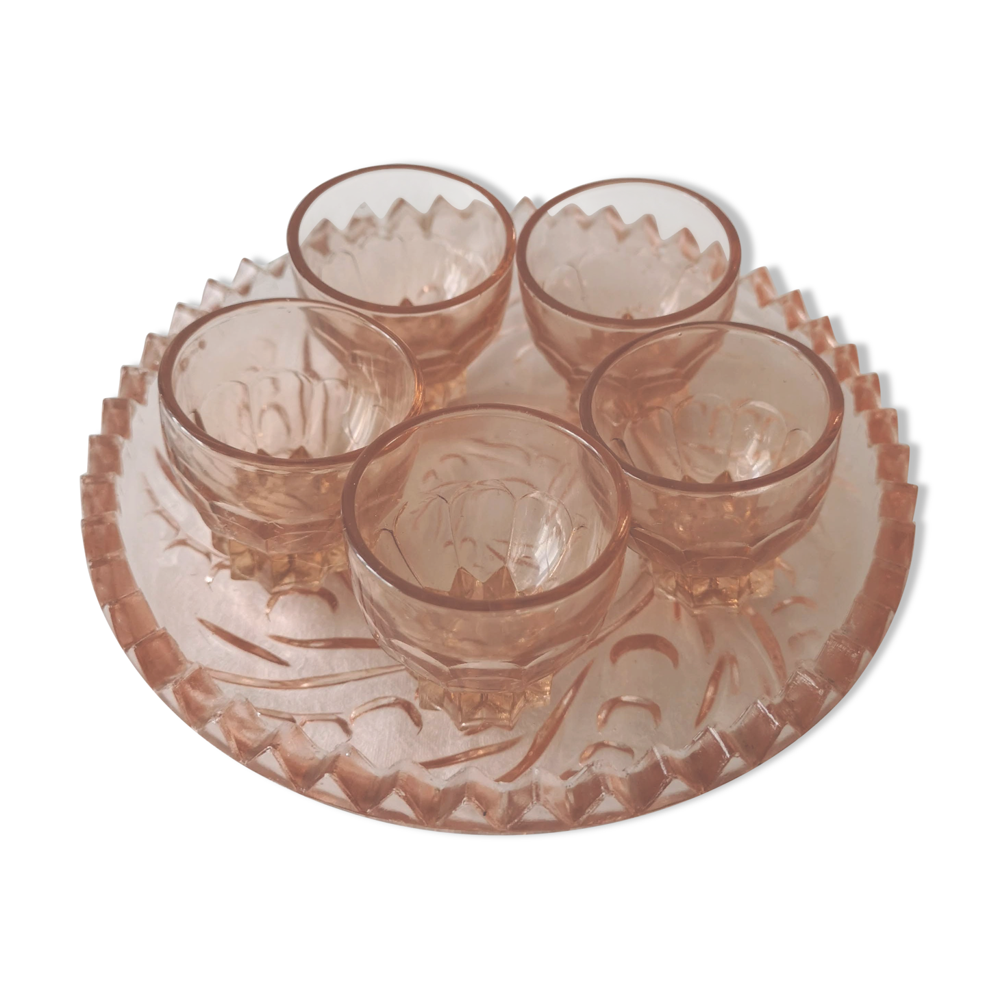 Lot glasses with saucer 50s