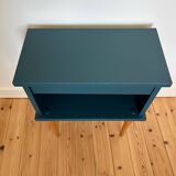 Bedside table