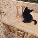 Oak counter