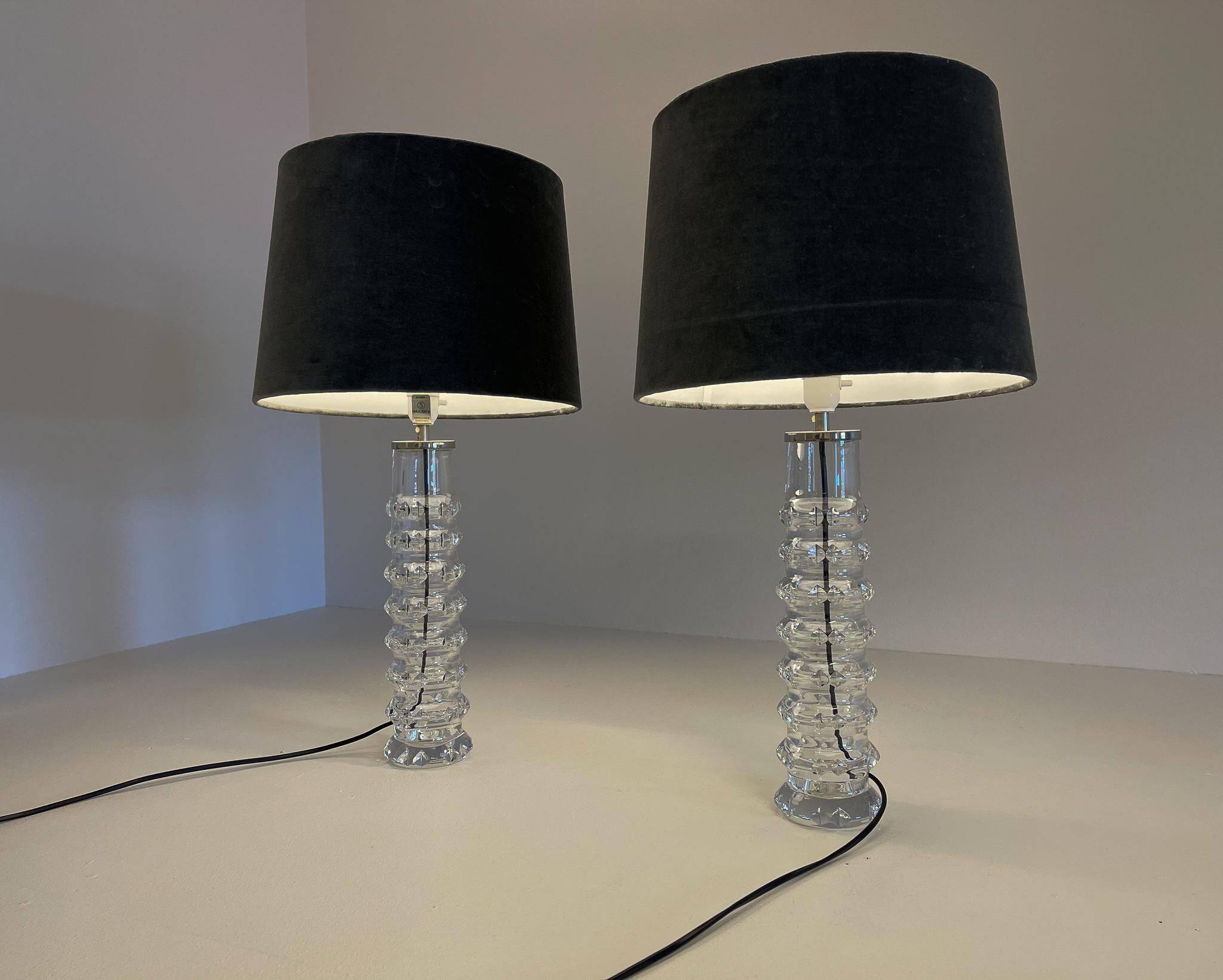 Pair of mid-century crystal lamps by Carl Fagerlund for Orrefors Sweden, 1970s.