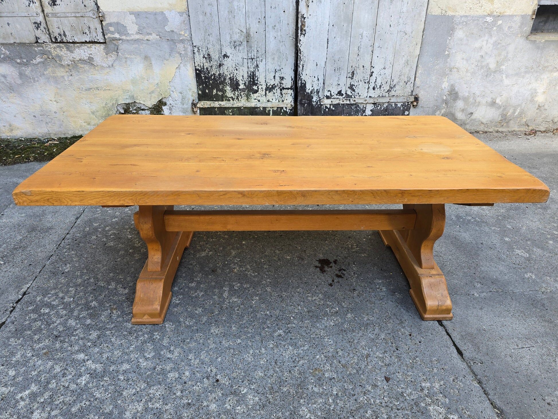 Large monastery table in solid oak – French handcrafted.