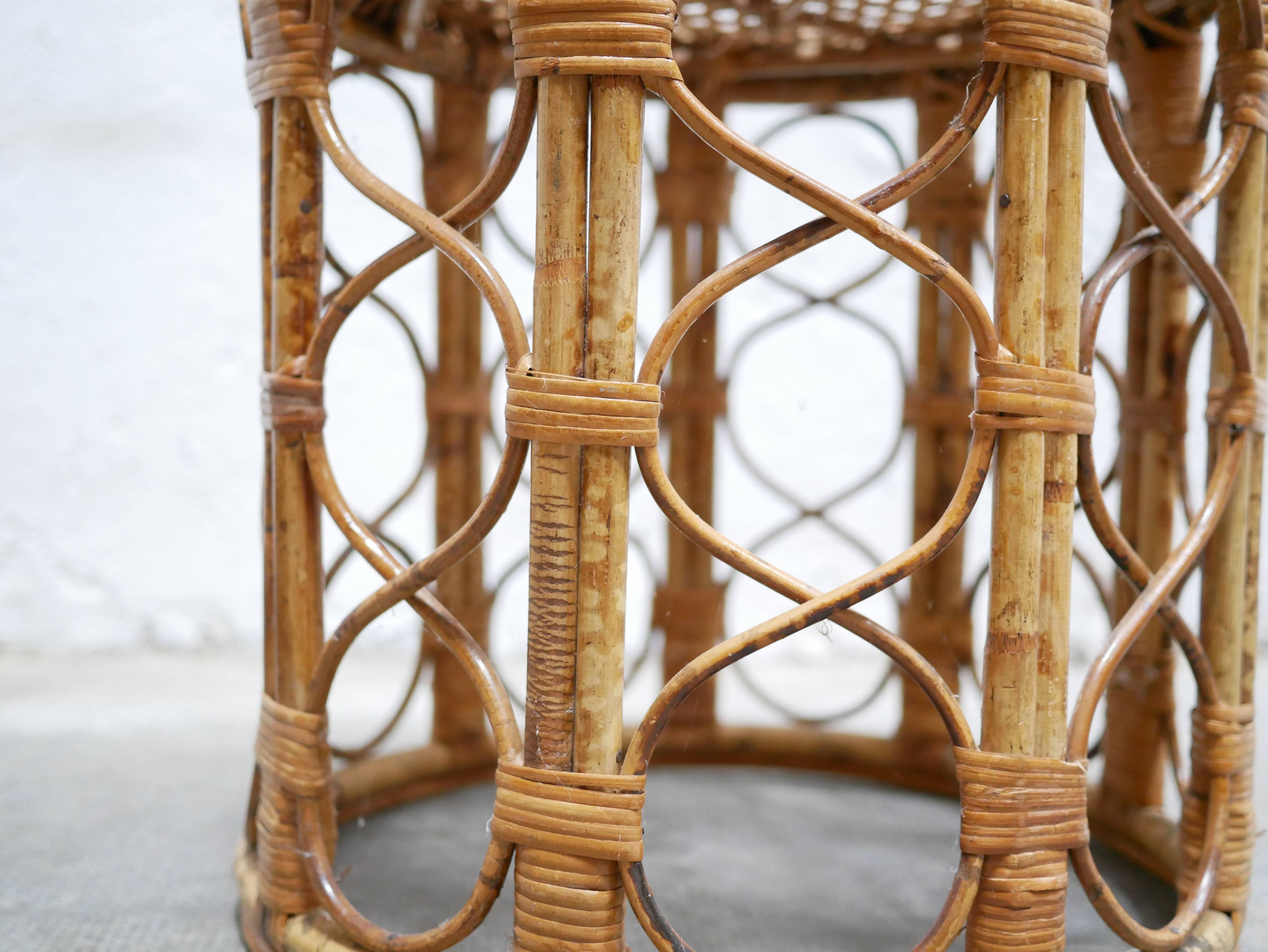 Table d'appoint vintage en rotin et cannage