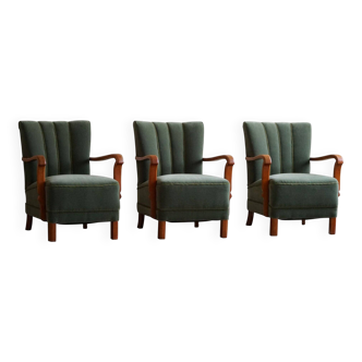 Danish Art Deco, set of 3 oak armchairs, reupholstered in green mohair, 1930s.