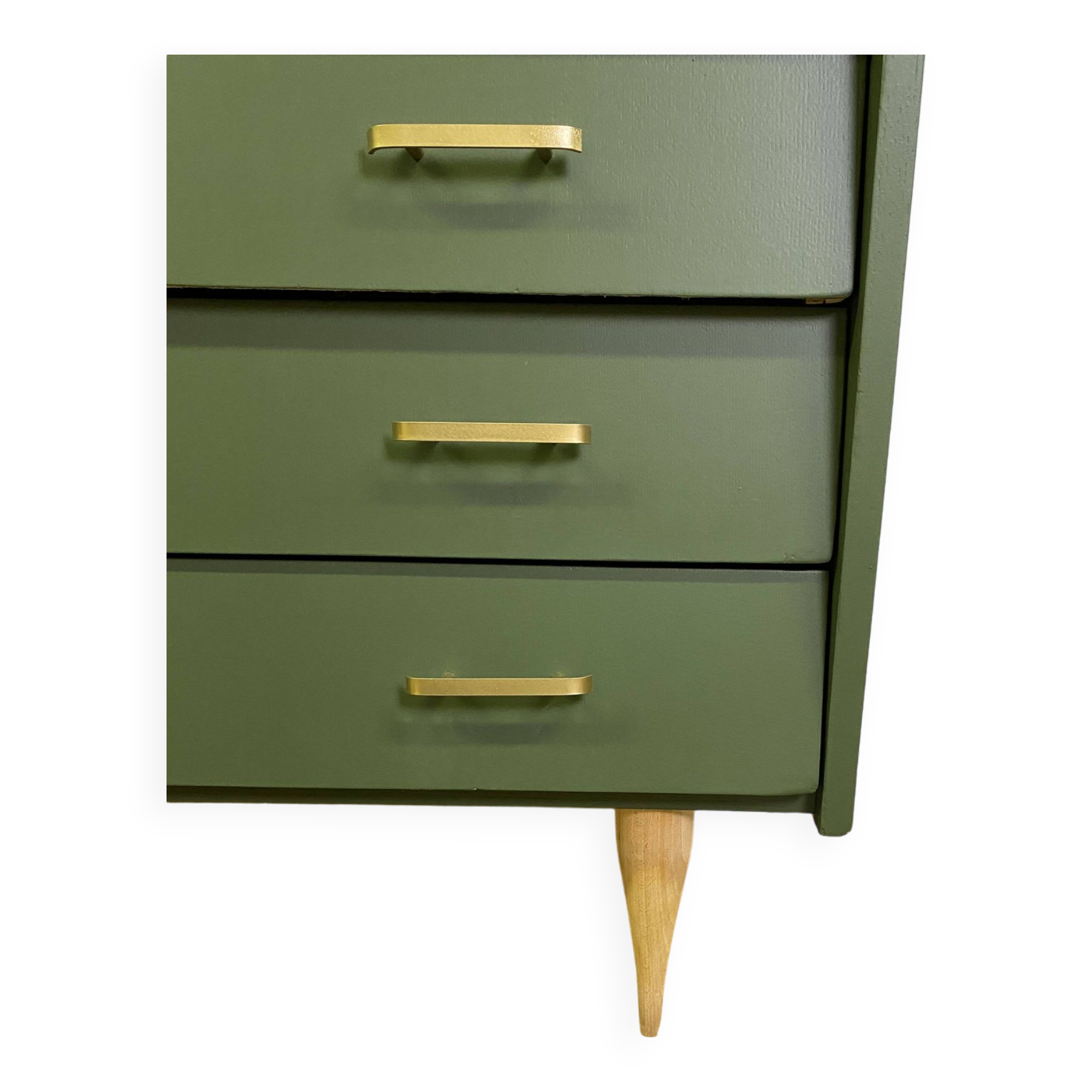 Vintage chest of drawers